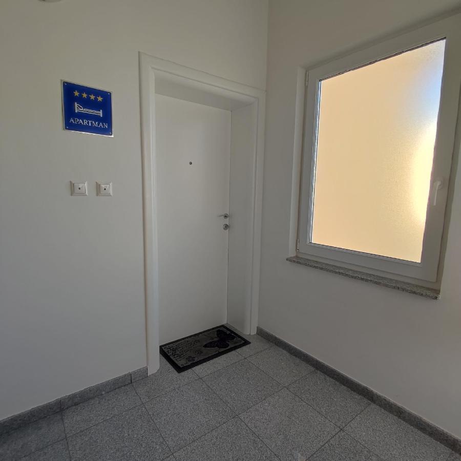 Apartman Moris Малинска Экстерьер фото