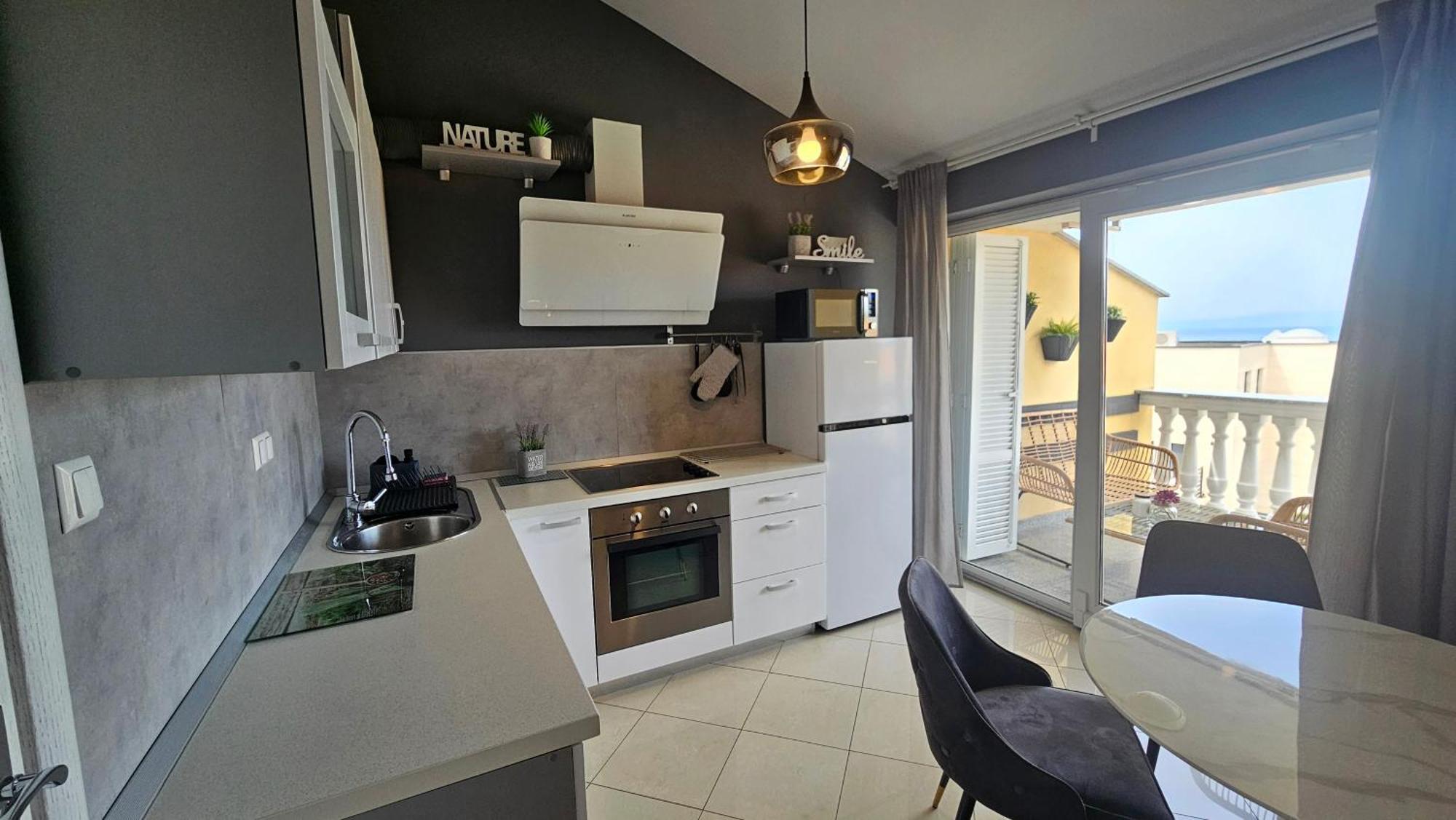 Apartman Moris Малинска Экстерьер фото